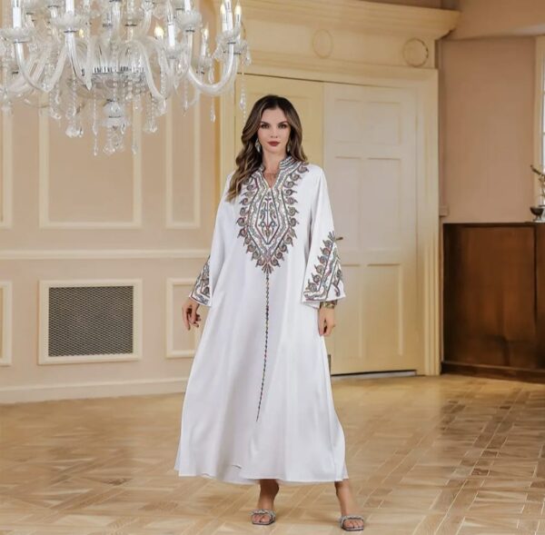 Embroidery Abaya - Image 3