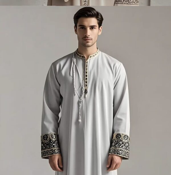 Men's embroidered robe Dubai