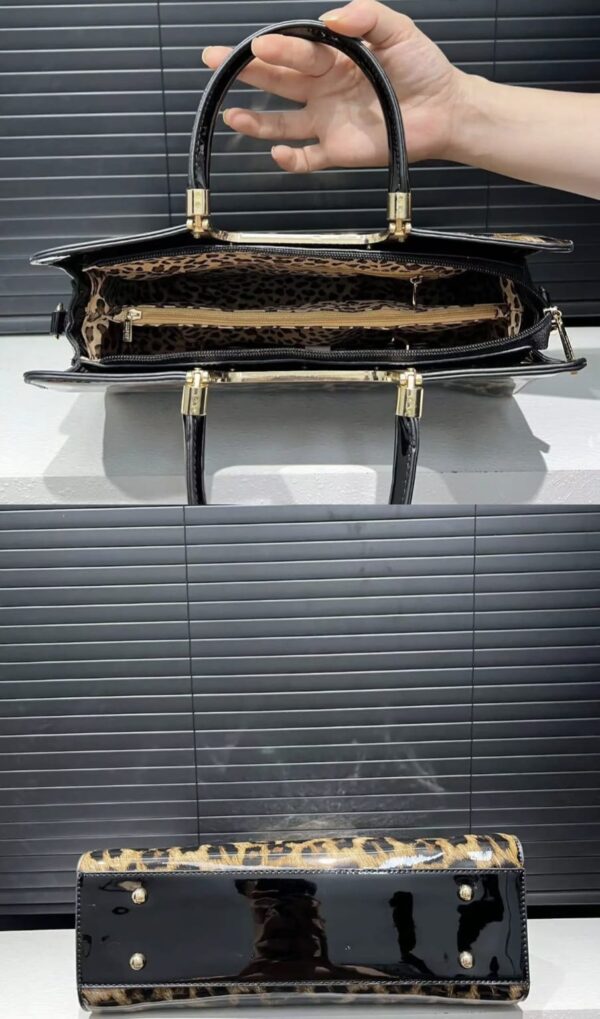 LUXURY - Image 3