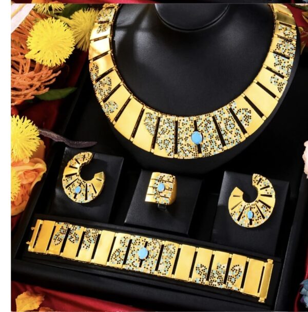 Luxury Brilliant Cut Set - Image 3