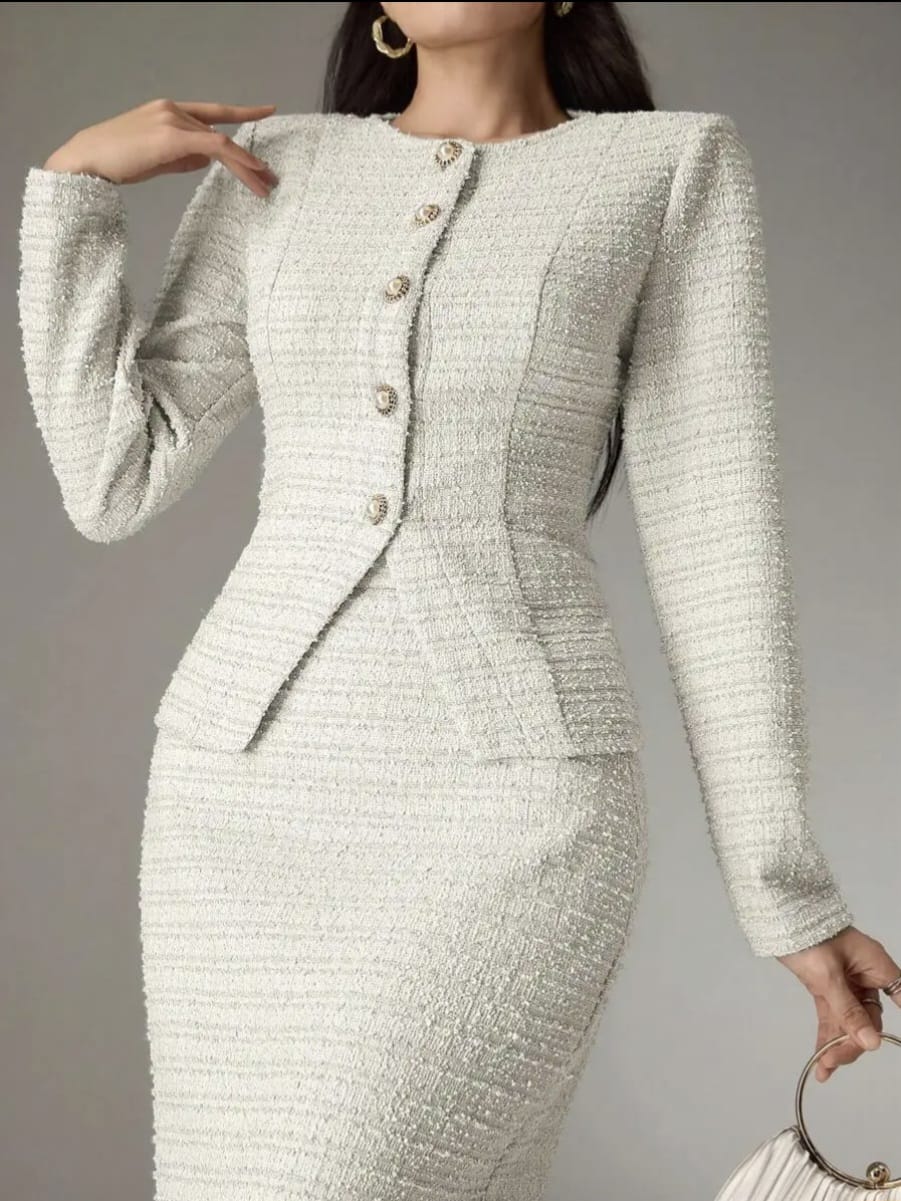 New Longsleeve Tweed Jacket With Fishtail