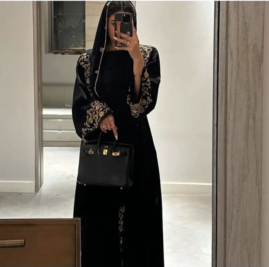 New Luxury Abaya Handwork Black and White